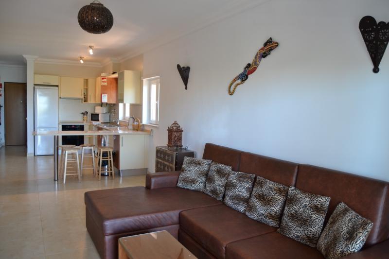 Vista Baia, Meia Praia beach apartment, 1A