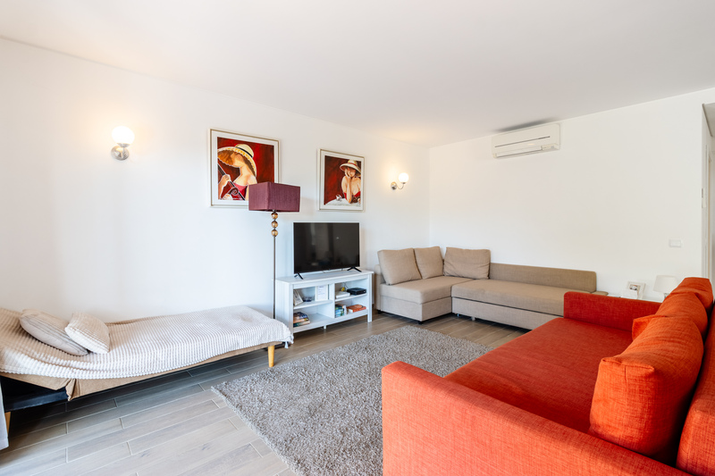 Vila Bella, Apt B