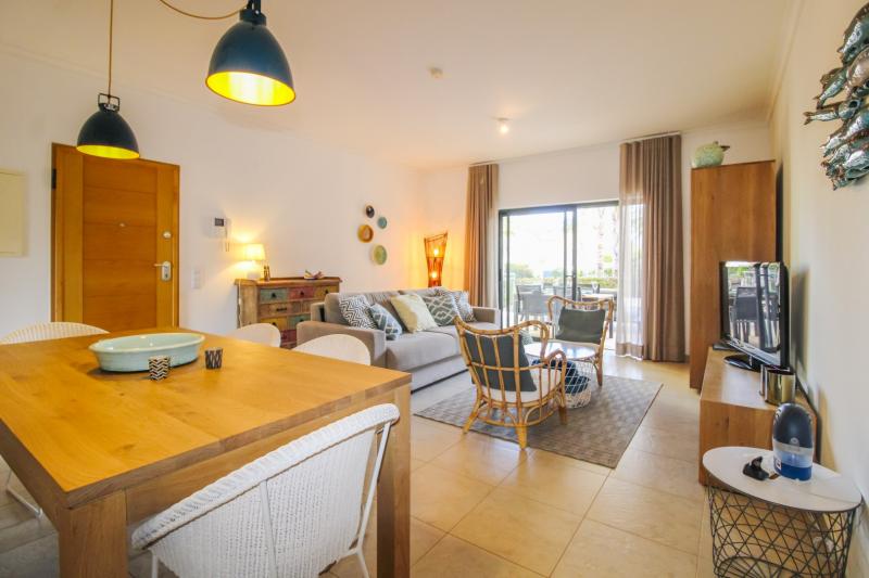 Deluxe Porto do Mos apartment (JV-80D)