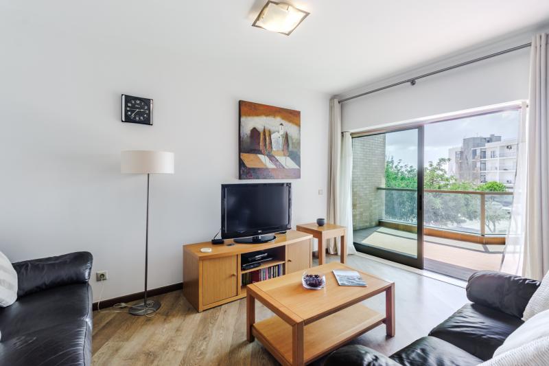 Aquarium 2 bedroom apartment 1F (DM_1)