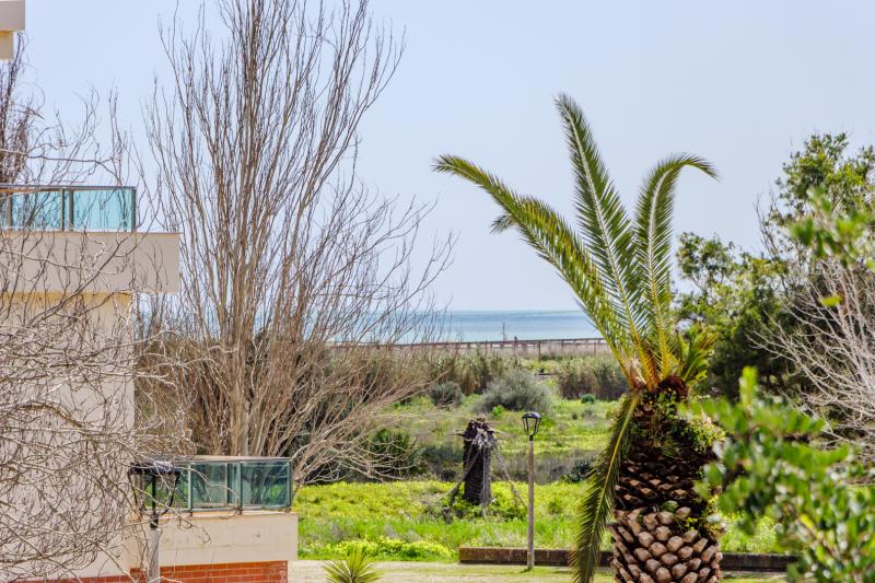 Aquarium 2 bedroom apartment 1F (DM_1)