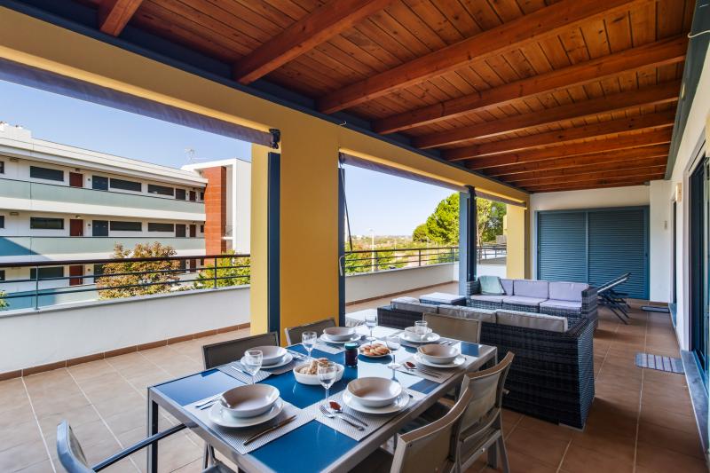 Marina Park beautiful 3 Bedroom Apt (GP804)