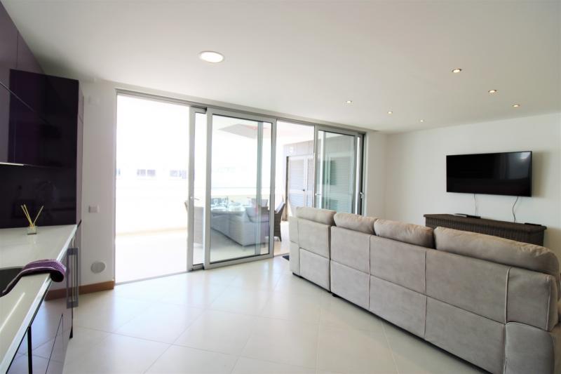 Les Jardins Apartment (RF-3E)