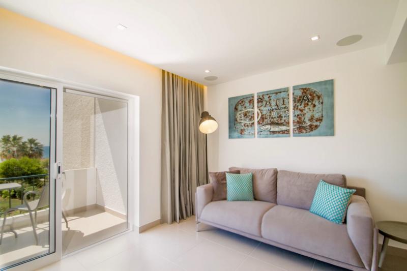 Sea and Garden View Apartment, Luz SG1M