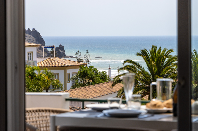 Sea and Garden View Apartment, Luz SG1M