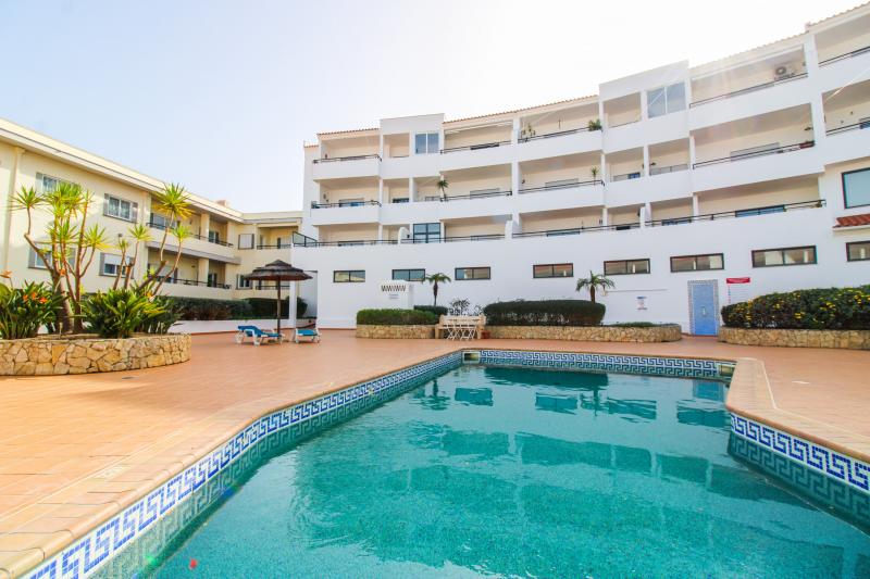 Rua Infante de Sagres - central 3 bedroom apt (AF-2D)