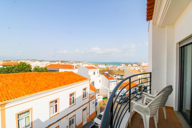 Rua Infante de Sagres - central 3 bedroom apt (AF-2D)
