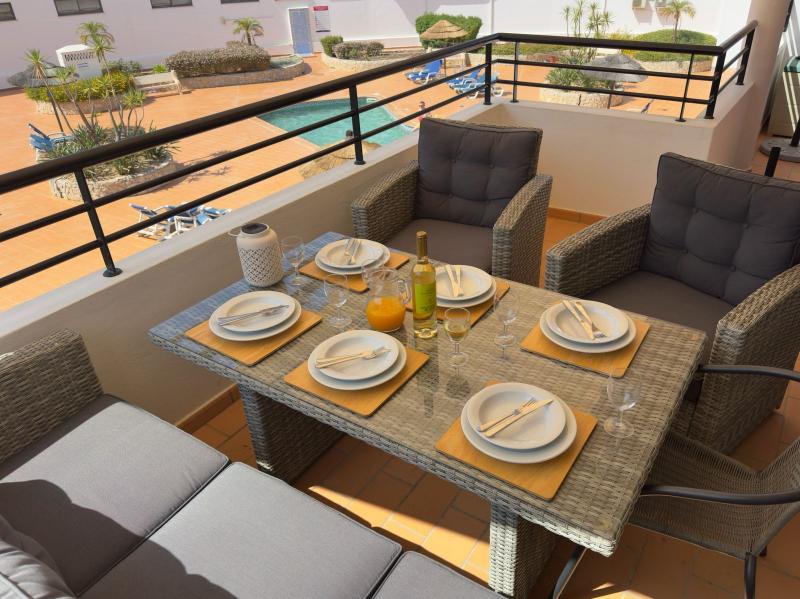 Rua Infante de Sagres - central 3 bedroom apt (AF-2D)