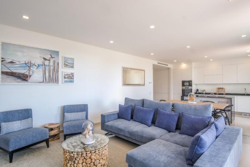 Adega luxury 3-bedroom apartment, Lagos (BK-2-2B)