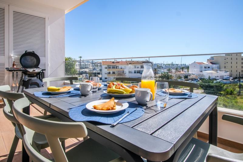 Adega luxury 3-bedroom apartment, Lagos (BK-2-2B)