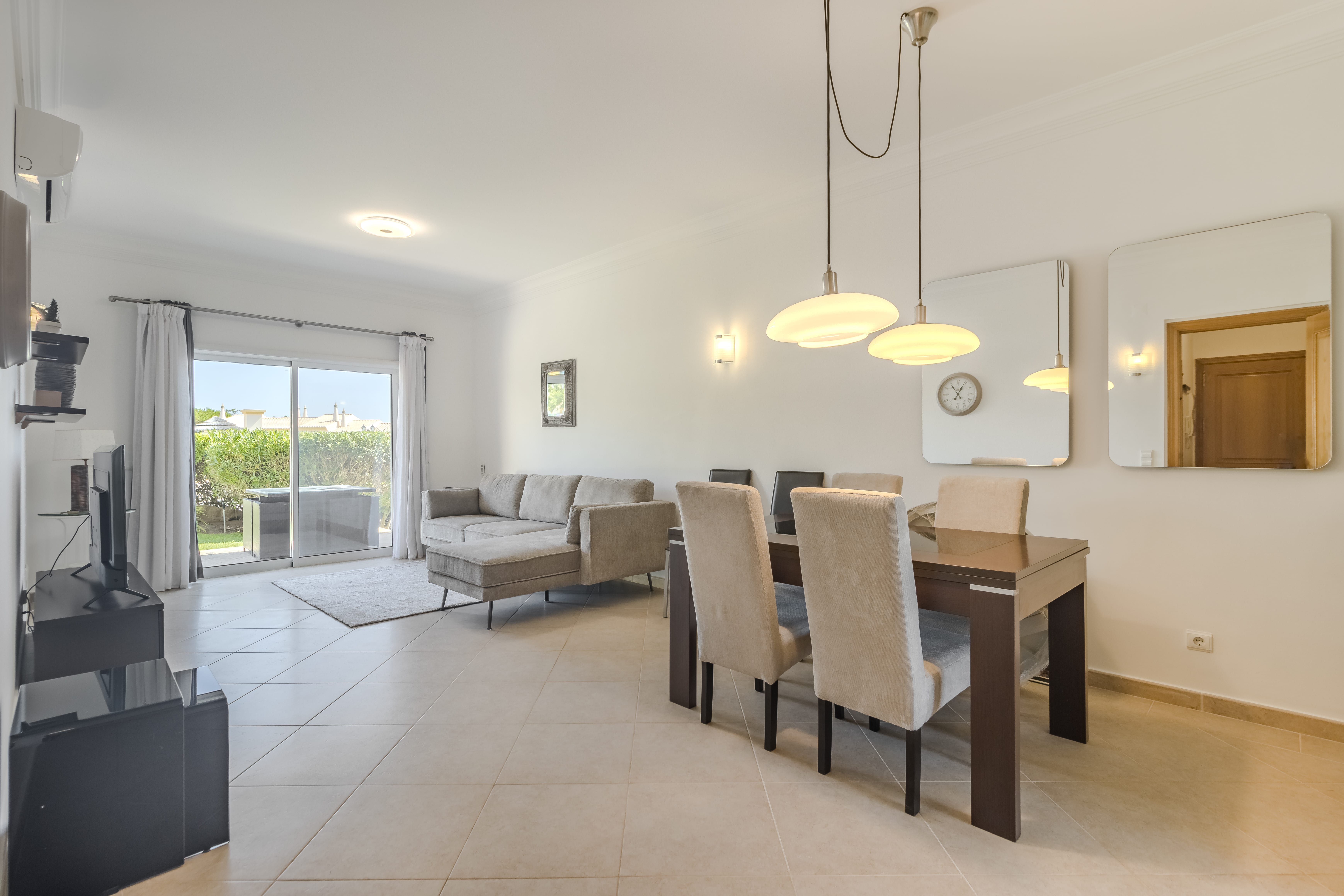 Boavista T2 Fairviews 57 (SDR) - Annual Let