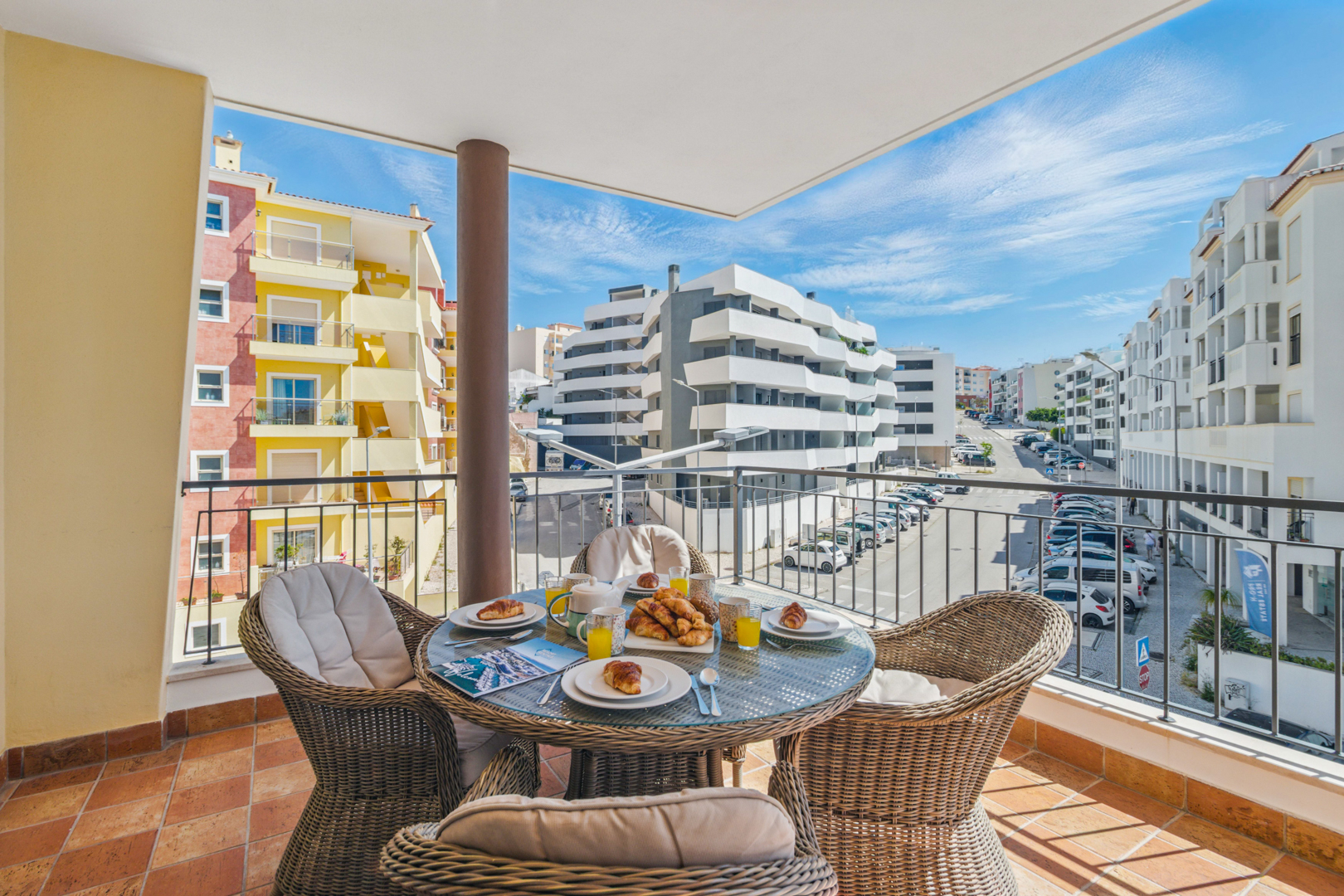 Quinta das Palmeiras 2-bedroom apartment (CN-209)