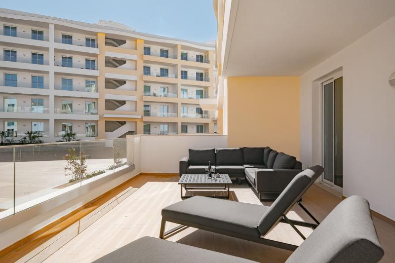 Adega luxury 2-bedroom apartment, Lagos (NK-6-1A)