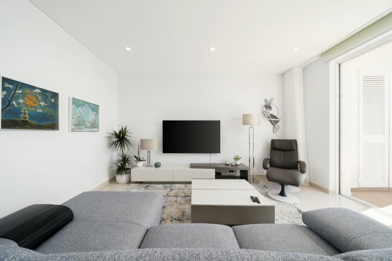 Adega luxury 2-bedroom sea view penthouse (3-5A) "Casa Olivia"