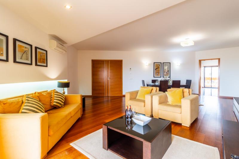 Baia da Luz 15-2C - Seaview Penthouse