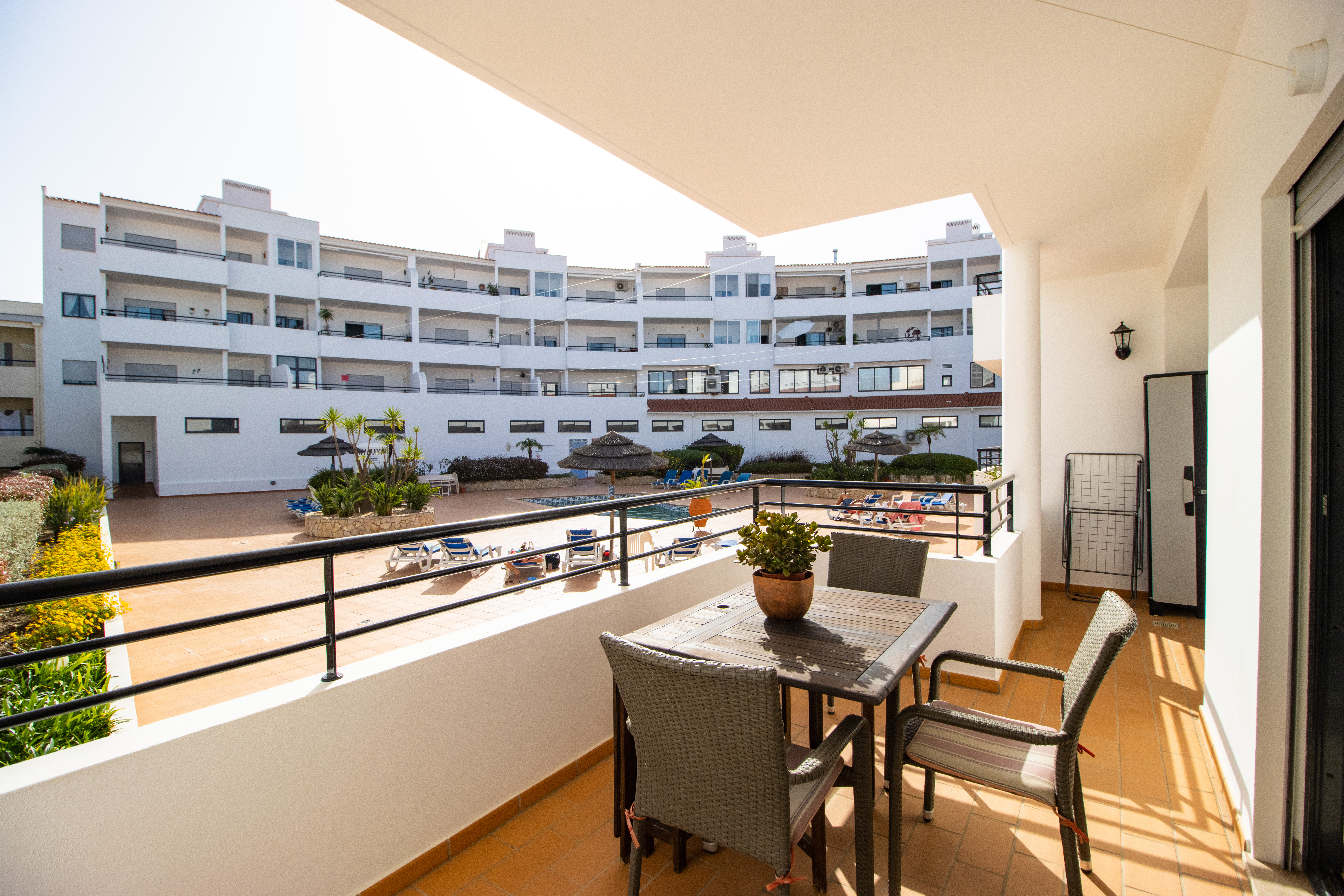 Rua Infante de Sagres - central 3 bedroom apt (EM-1D)