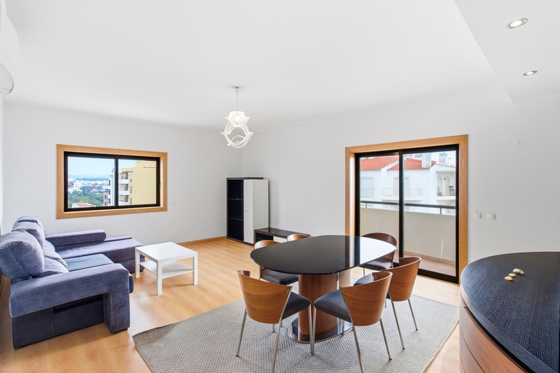 T3 Santo Amaro with garage (FS)- Annual Let