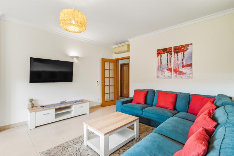 Sunhouse Back Patio (Lote 1 - 0.E)