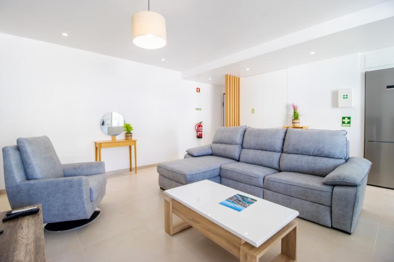 Magnifique 2 bedroom apartment (1A)