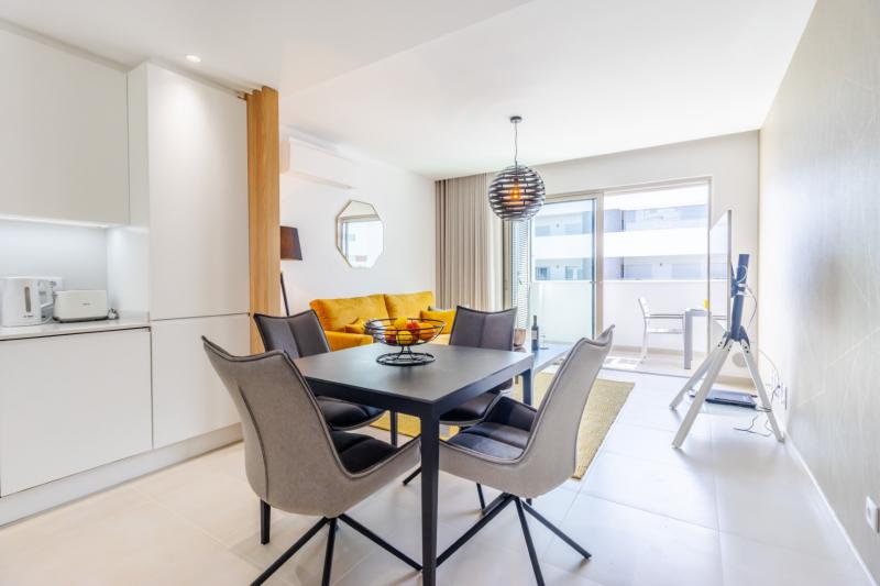 Magnifique 1 bedroom apartment (2C)