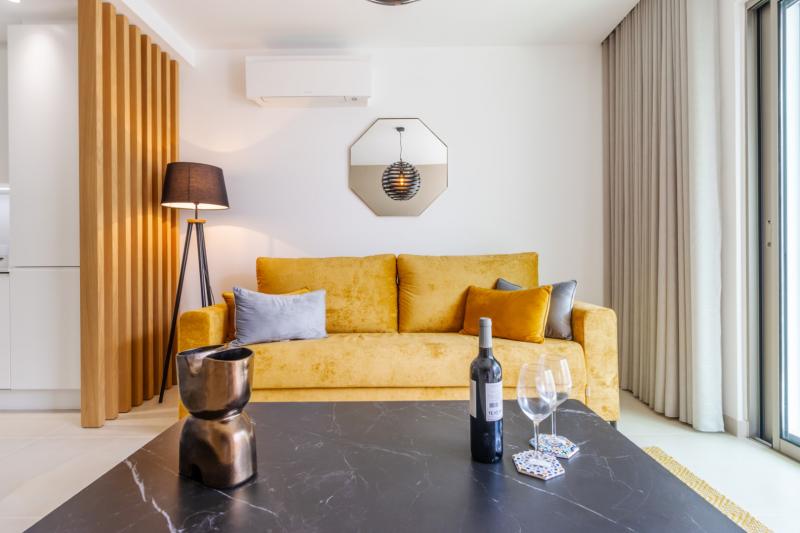 Magnifique 1 bedroom apartment (2C)