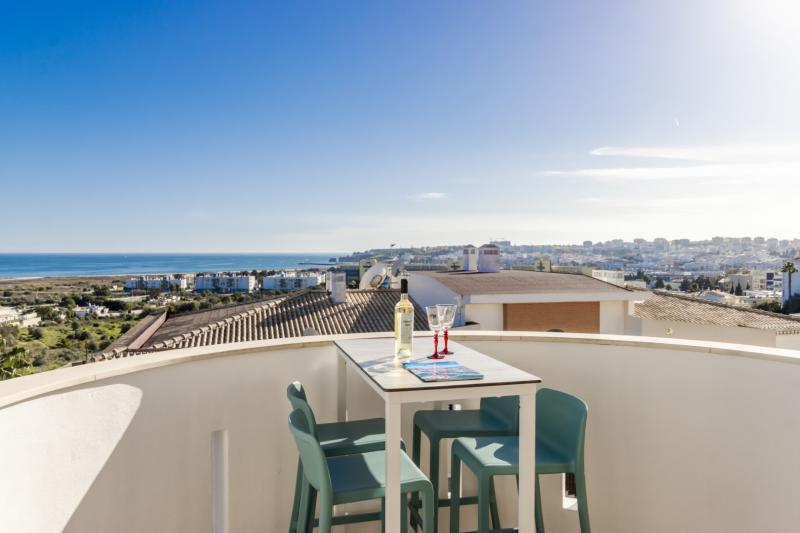 AlbaMar Sea View Penthouse (MB1-3R)