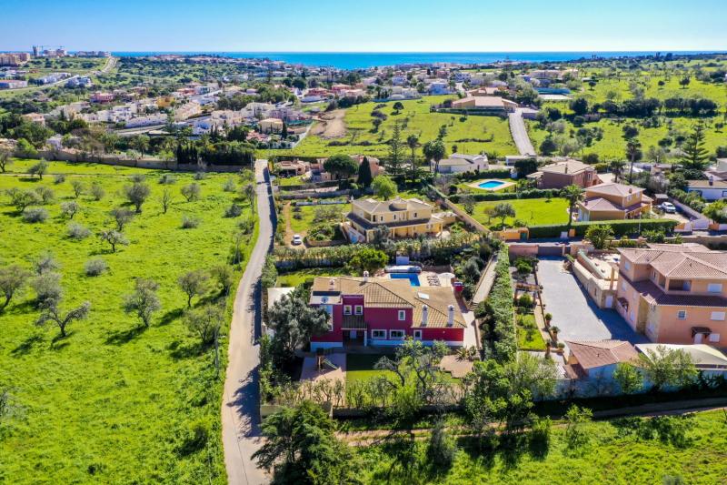 Villa Carvalho near Porto de Mos beach and golf in Lagos