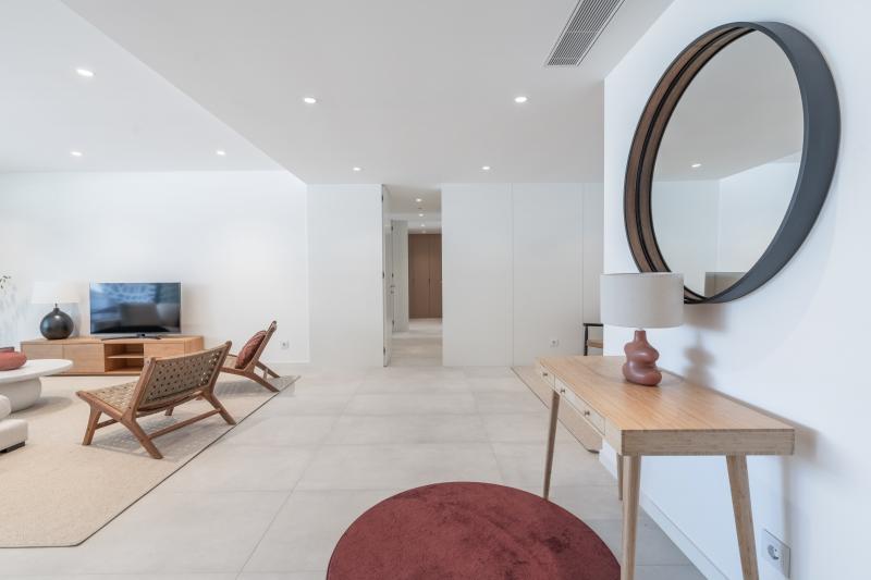 Brand New Luxurious T2 in Santa Maria (MB) - Annual Let