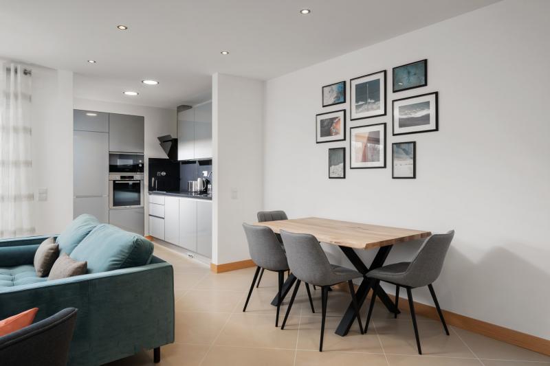 Modern and Cosy Lagos apartment (Horta RC/B)