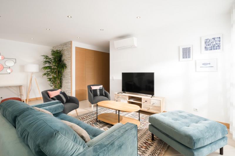 Modern and Cosy Lagos apartment (Horta RC/B)
