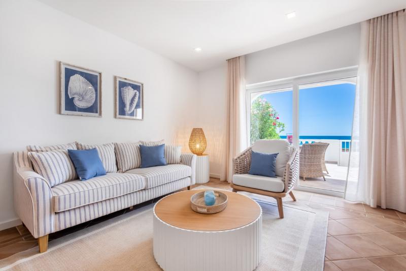 Beachfront Apartment Praia da Luz by Blue Diamond (23B)