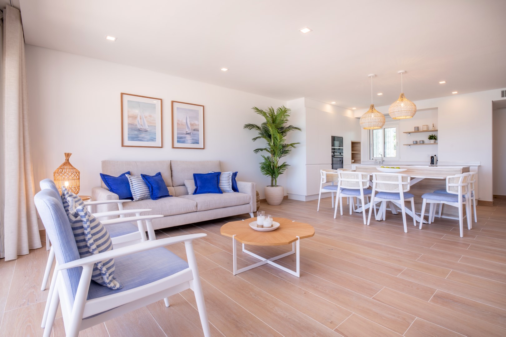 Beach View Apartment Praia da Luz by Blue Diamond (24-1F)