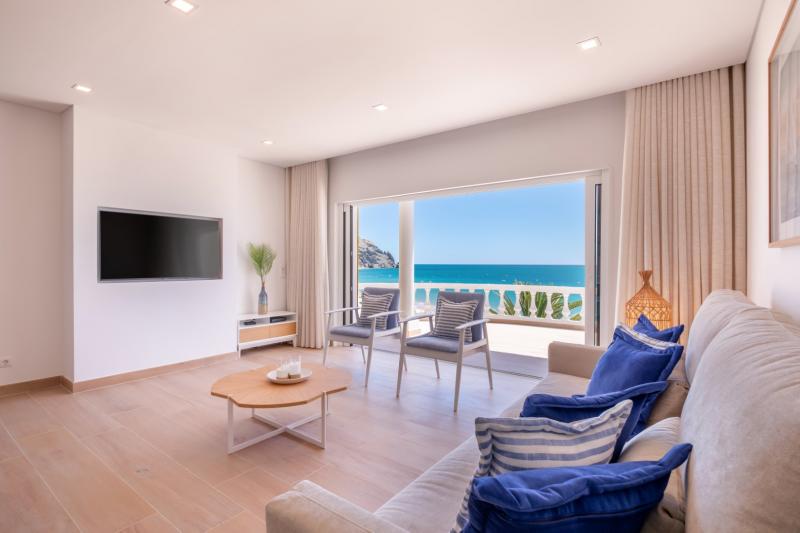 Beach View Apartment Praia da Luz by Blue Diamond (24-1F)