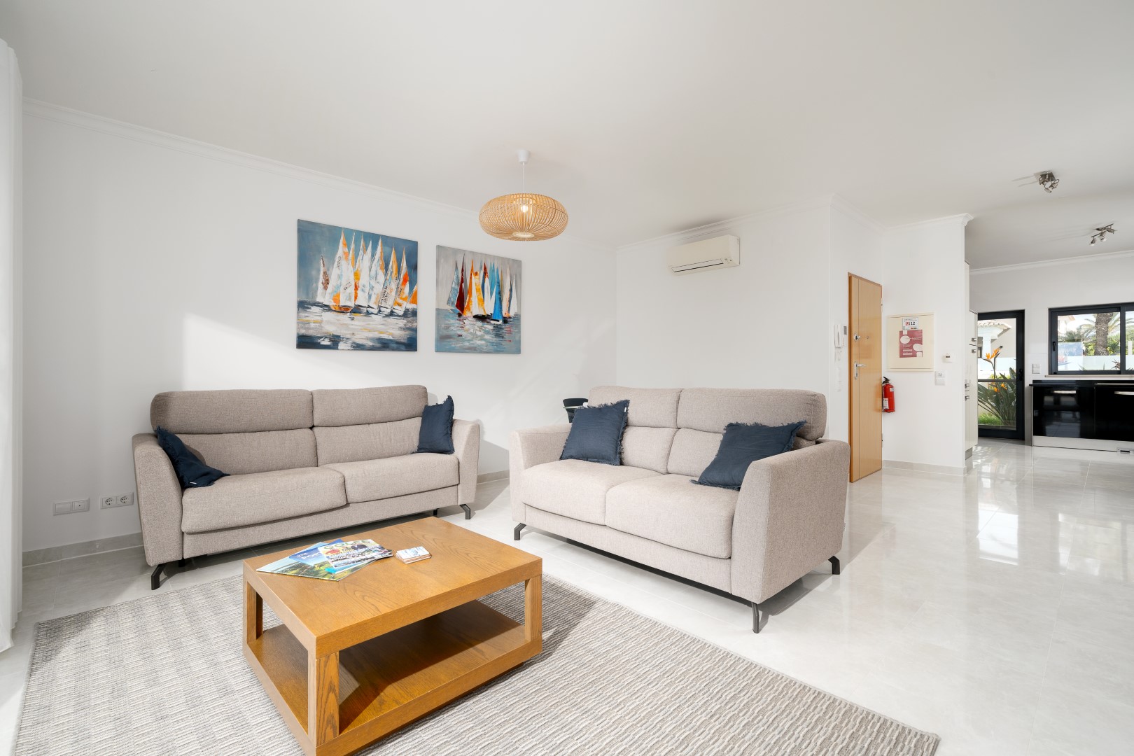 Stunning Oceanfront apartment by Porto de Mos Beach (PJ 2E-0A)