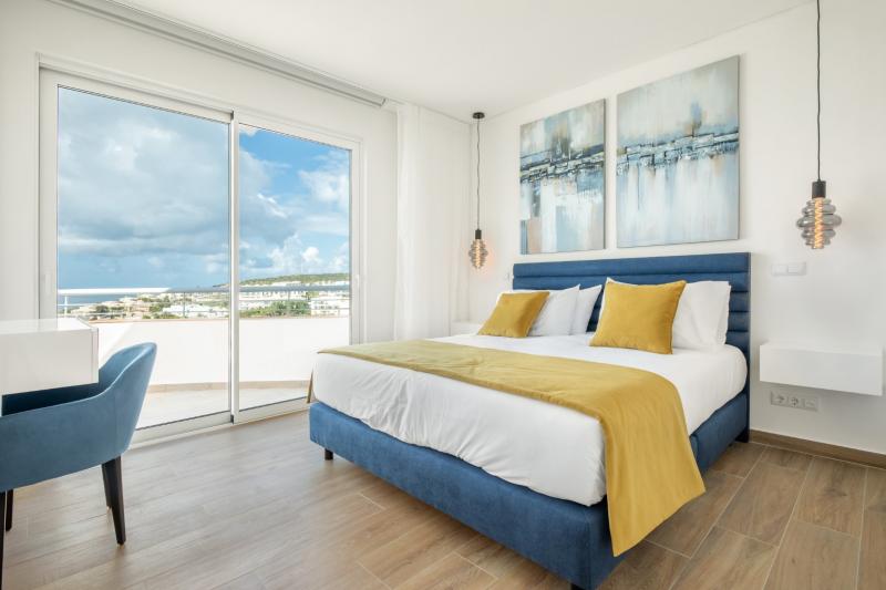 Blue Beach Ocean View, Porto de Mos (VR14)