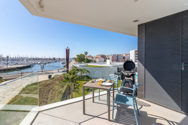 Azure Marina Apartment (HN1-2B)