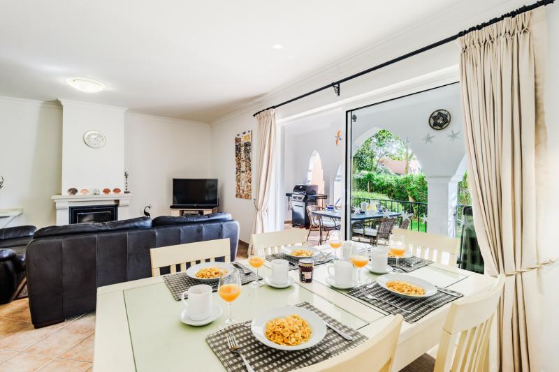 The Garden View Apartment - (SAL104)