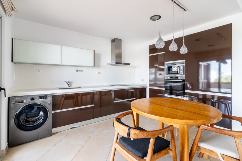 Santo Amaro 2 bedroom apartment with large terrace, pool & gym (YSO) - Annual Let