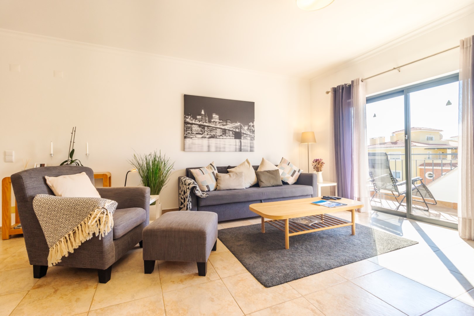 Quinta das Palmeiras 1-bedroom penthouse apartment lt.9 (JC)