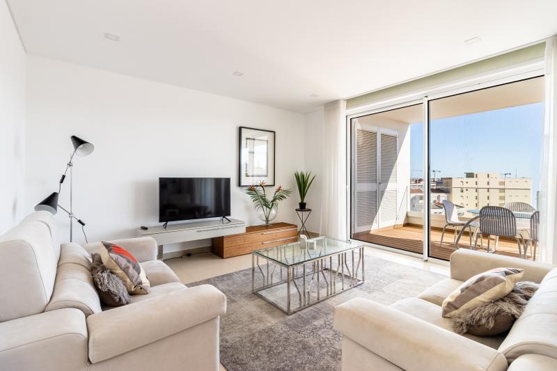 Adega Sunshine (HN-4-4A)