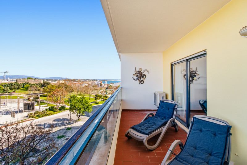 Casa da Maria, Muralha 521