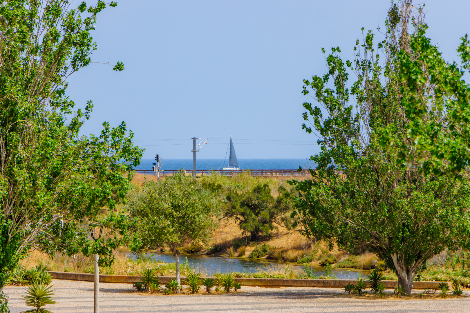 Aquarium 1D, near Marina and beach