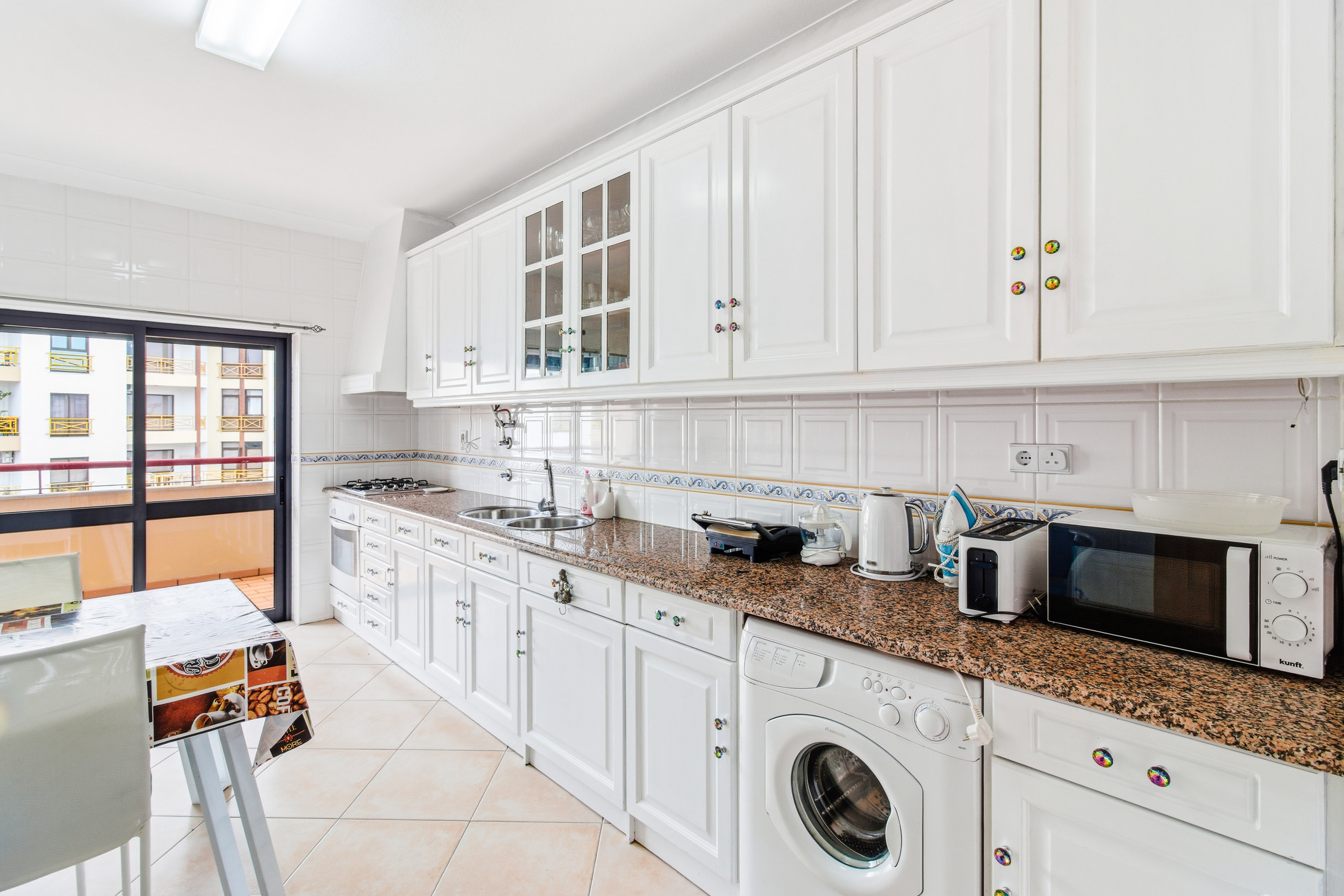 Two bedrooms apartment within walking distance to Dona Ana beach (GNHW) - Annual Let