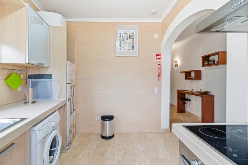 Cosy one bedroom near Burgau beach (JN) - Annual Let(NM)