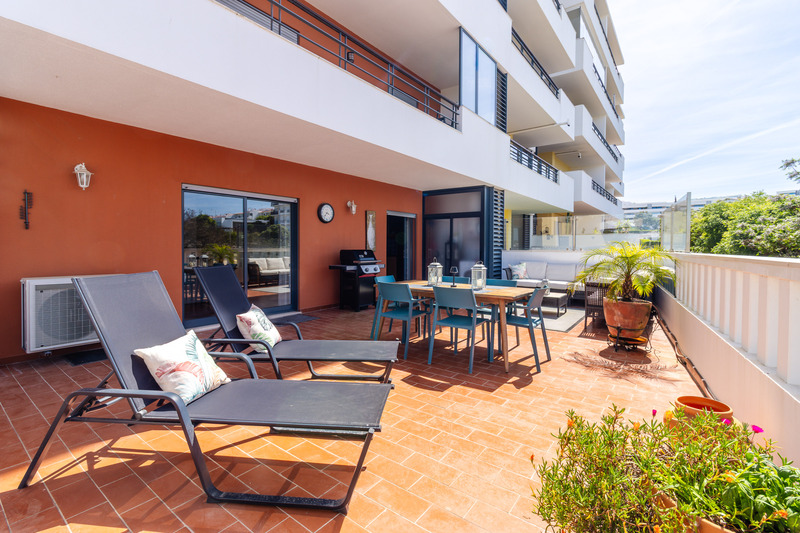 Mira Muralha Sunset Terrace