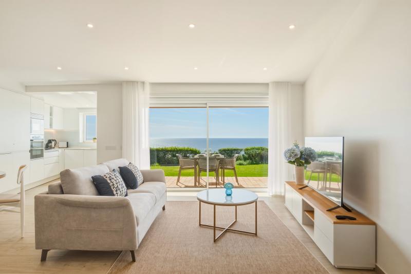 The Oceanfront Studio Luz (VR106)