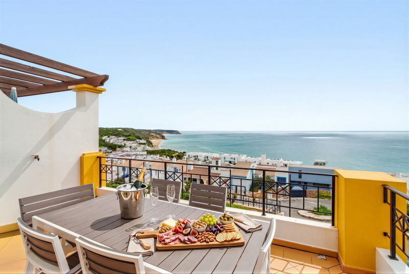 BPA5661 (The View O14)