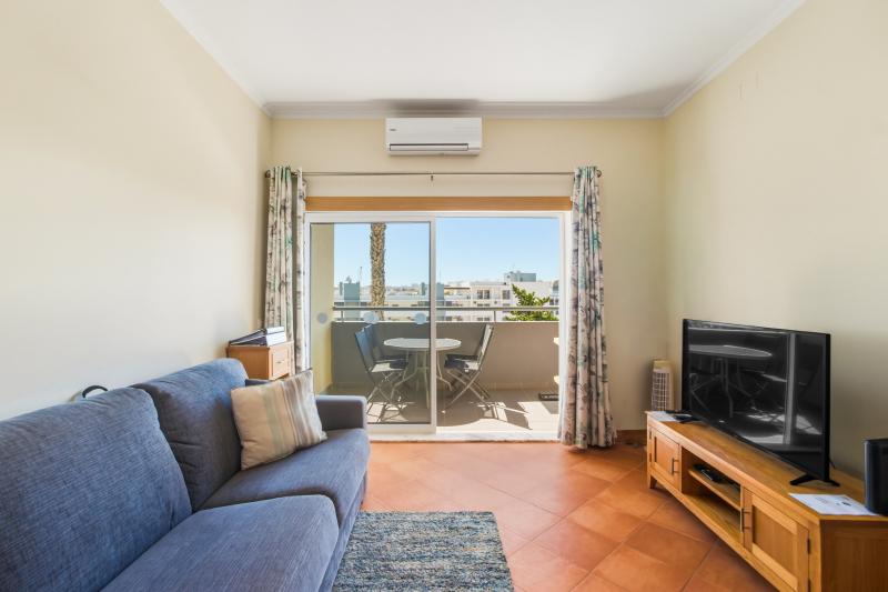 Mar Apartment (5-3B)